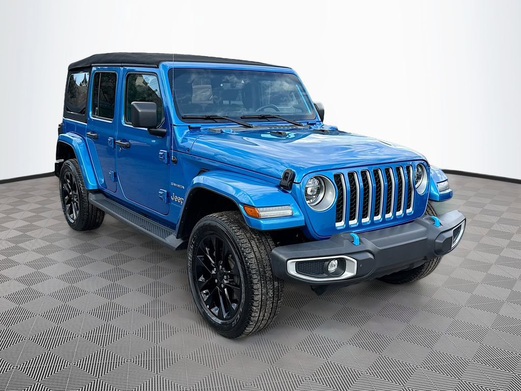 Used 2023 Jeep Wrangler Unlimited Sahara w/ Cold Weather Group image 4