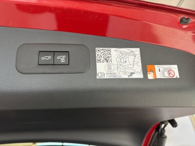 New 2025 Toyota Crown Signia image 21