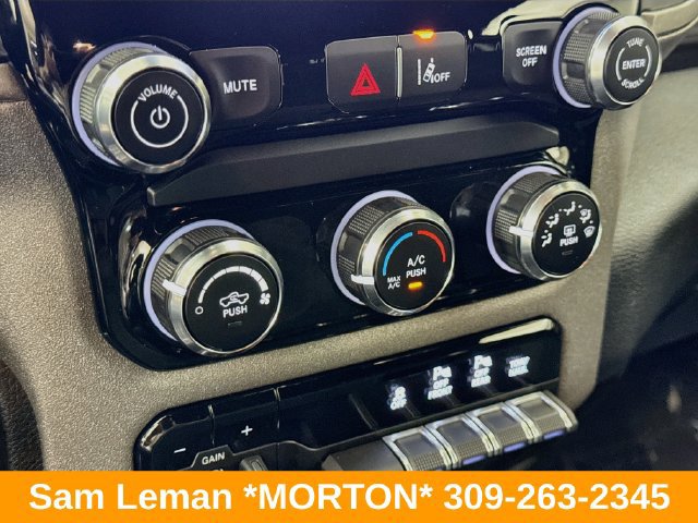 Used 2025 RAM 1500 Warlock AWD/4WD image 15