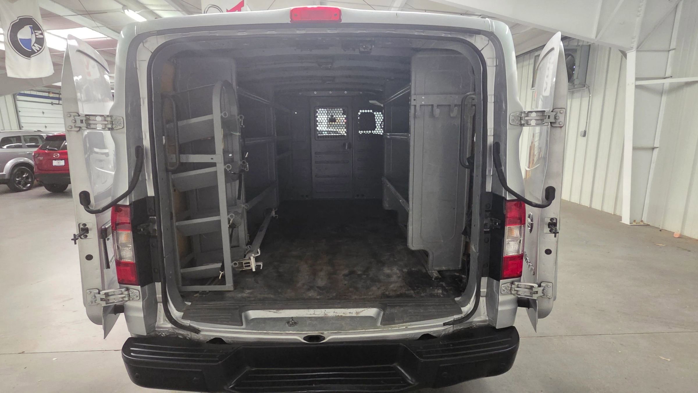 Used 2018 Nissan NV 2500 SV w/ Navigation Package image 29