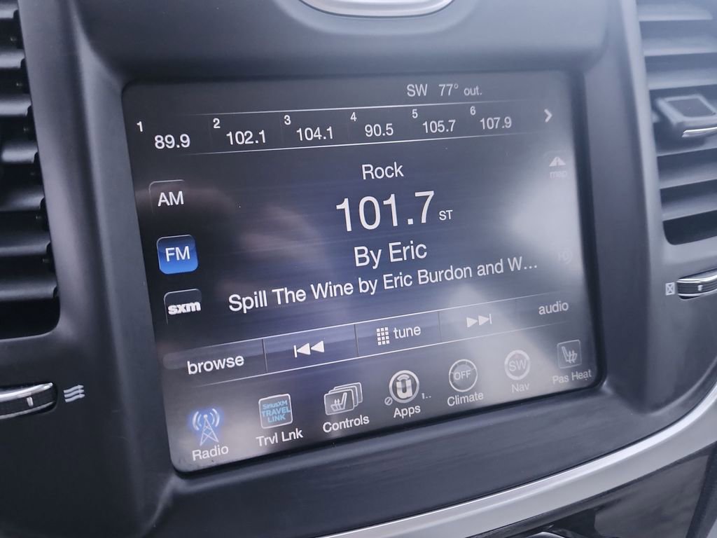 Used 2016 Chrysler 300 Limited w/ Driver Convenience Group AWD/4WD image 16