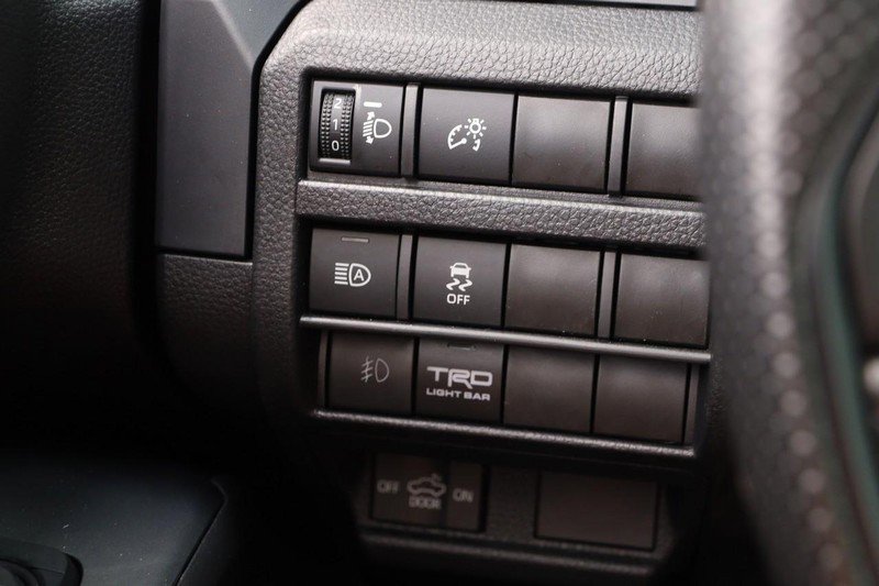 New 2024 Toyota Tacoma SR image 18