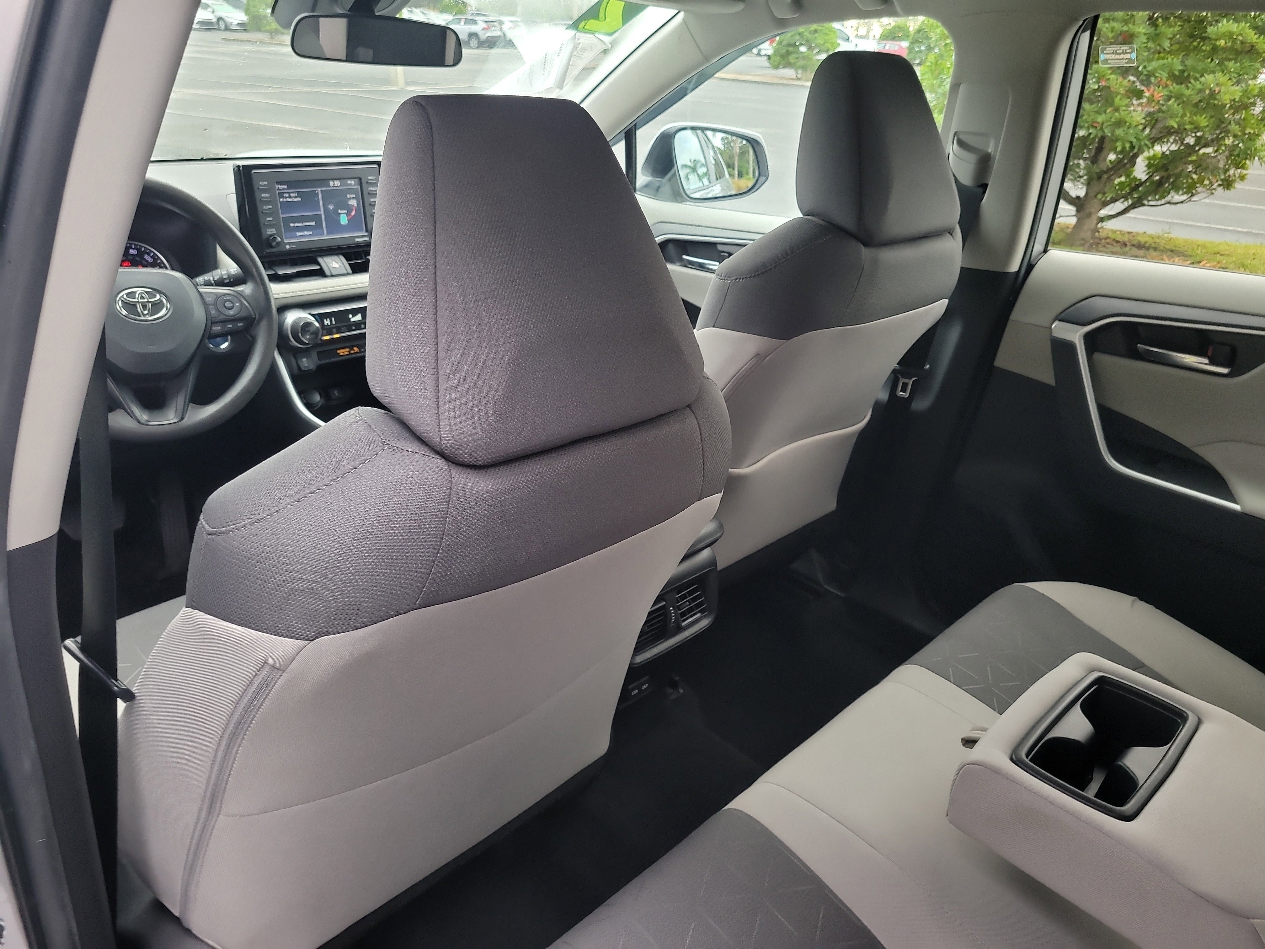 Used 2022 Toyota RAV4 XLE image 14