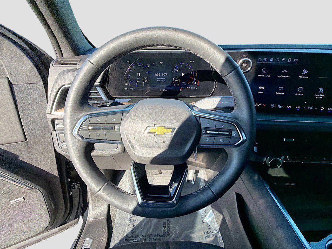 Used 2025 Chevrolet Suburban High Country image 40