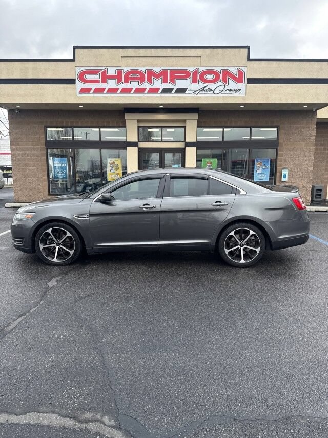 Used 2016 Ford Taurus SEL w/ Equipment Group 201A FWD image 2