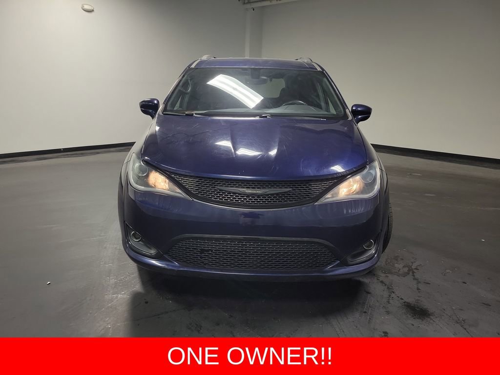 Used 2019 Chrysler Pacifica Touring Plus w/ S Appearance Package image 2