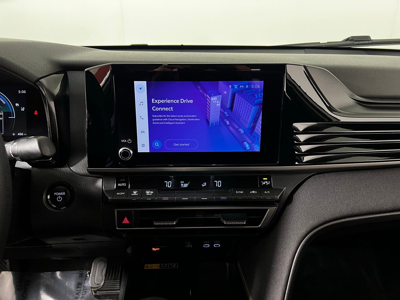 Certified 2025 Toyota Camry LE image 17