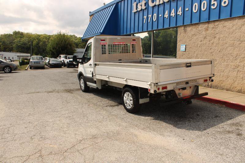 Used 2018 Ford Transit 250 138 RWD image 4