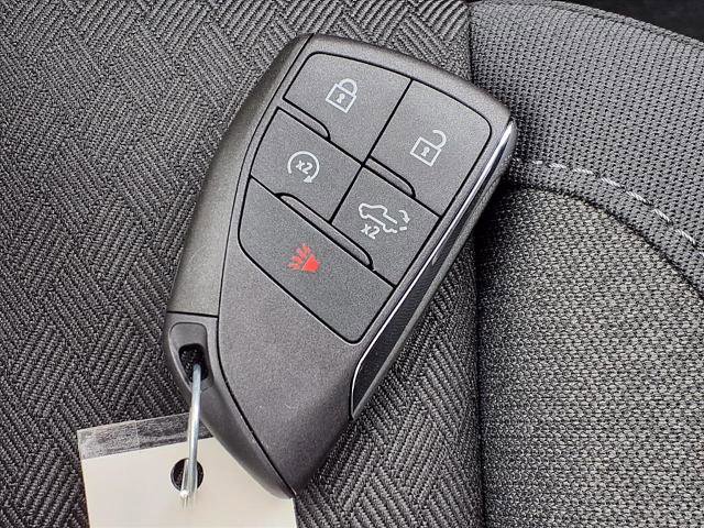 New 2026 Chevrolet Silverado 1500 Custom Trail Boss w/ LPO, Dark Essentials Package image 11