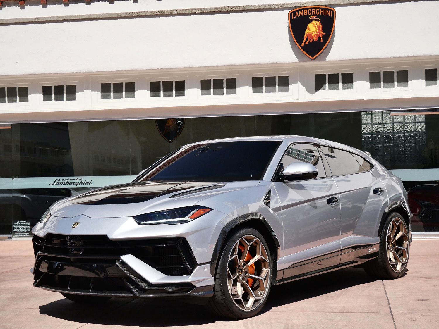 Used 2024 Lamborghini Urus Performante AWD/4WD image 30