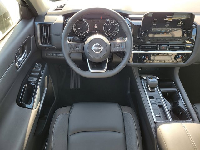 New 2025 Nissan Pathfinder SL image 25