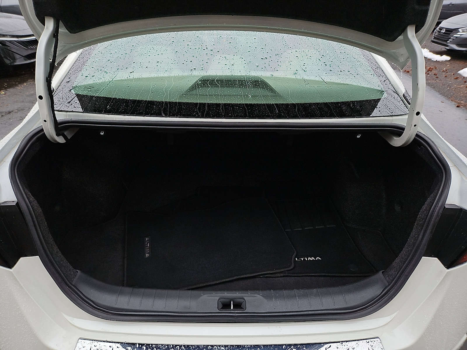 Certified 2022 Nissan Altima 2.5 SV w/ SV Premium Package image 29