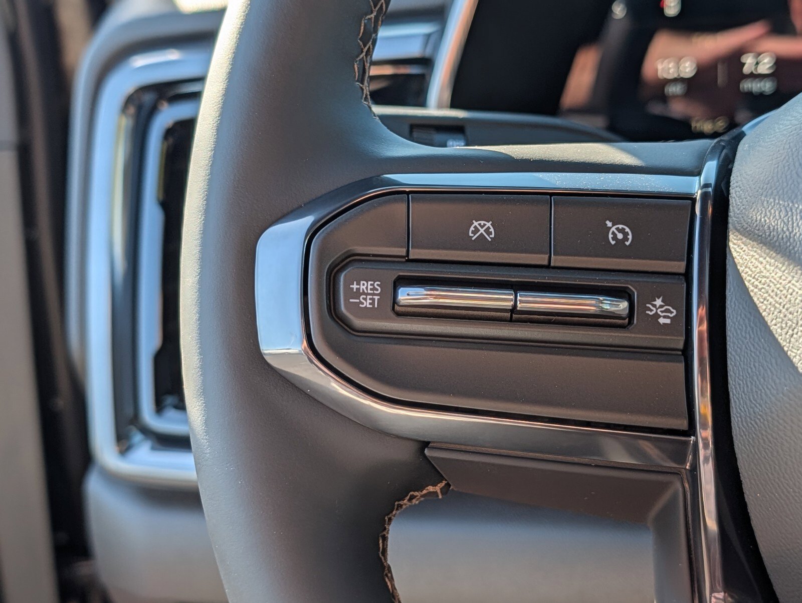 New 2026 GMC Canyon AT4 w/ Technology Plus Package AWD/4WD image 34