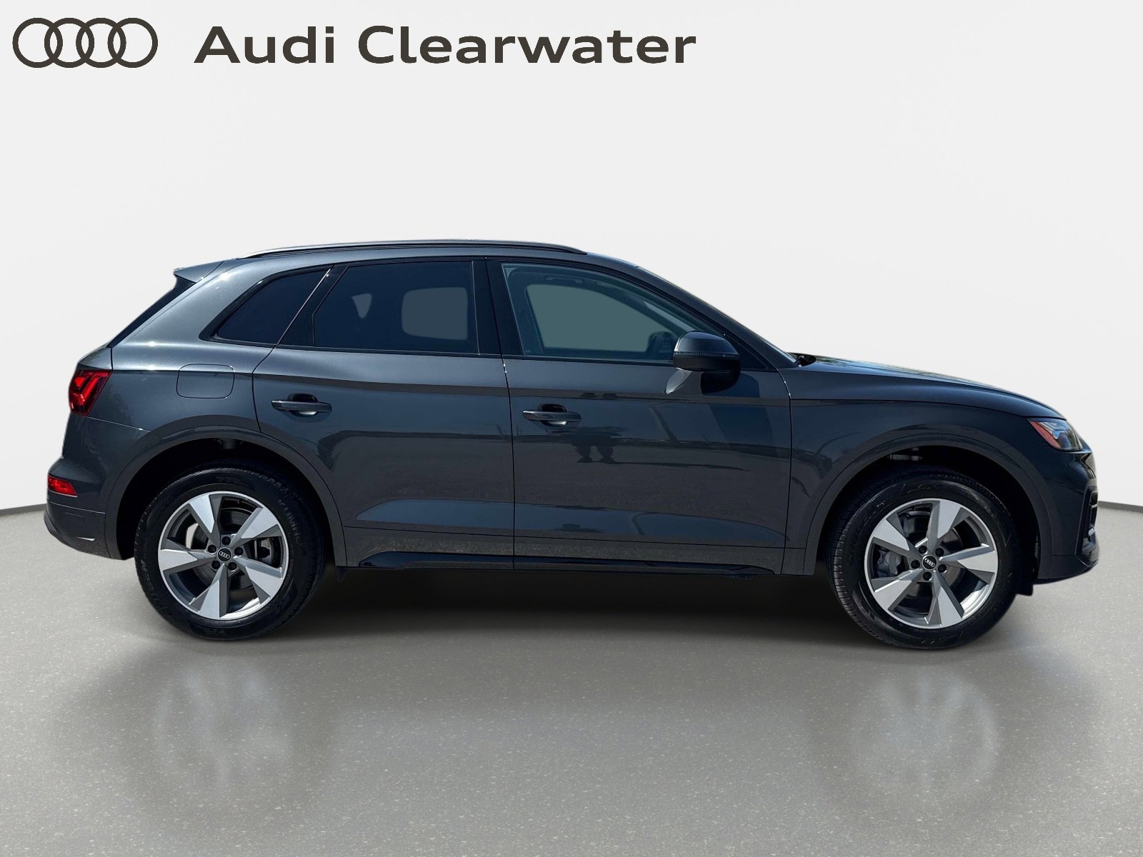 Used 2025 Audi Q5 2.0T Premium image 5