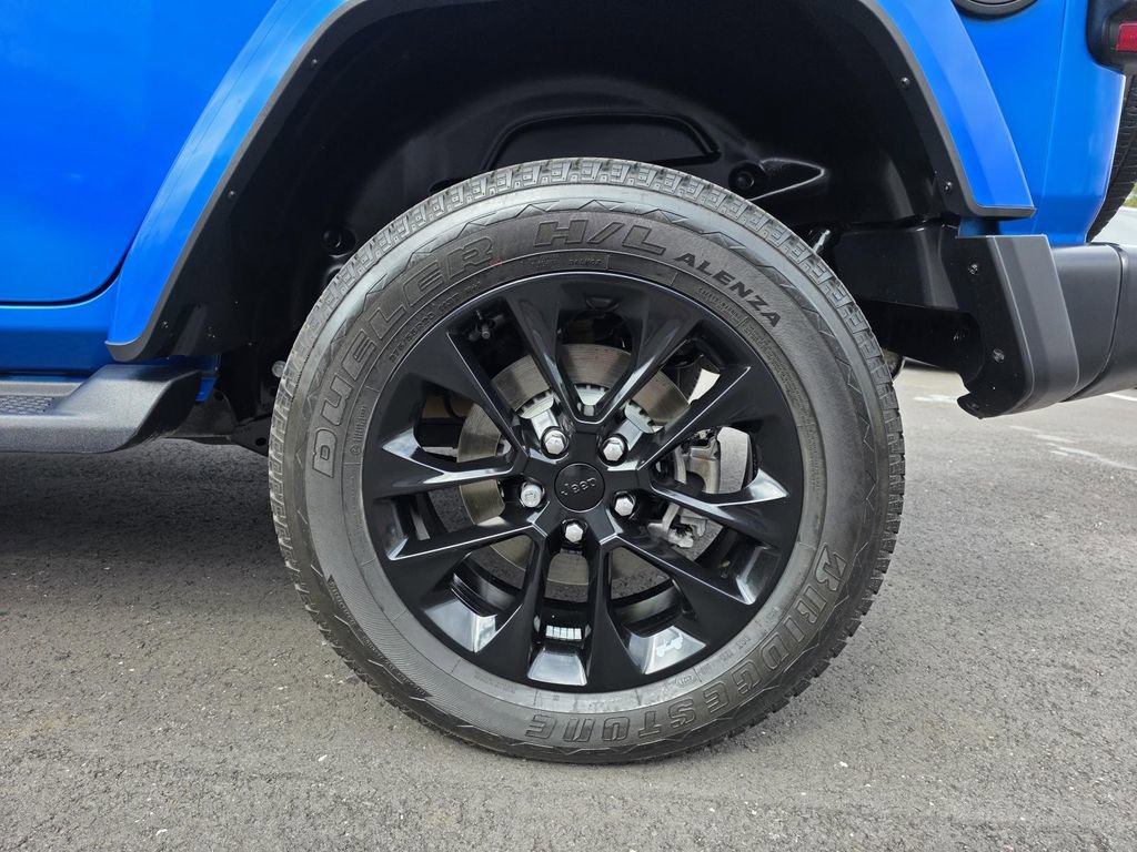 Used 2021 Jeep Wrangler Unlimited Sahara 4xe w/ Cold Weather Group image 11