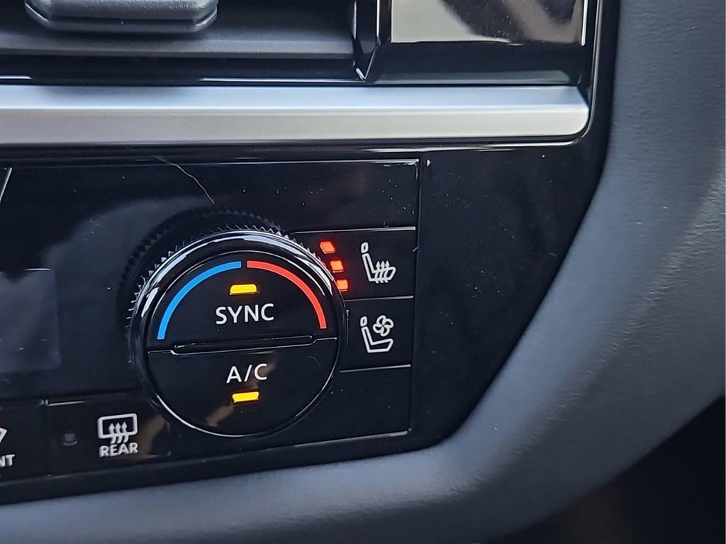 New 2025 Nissan Pathfinder Platinum w/ Cargo Package image 13