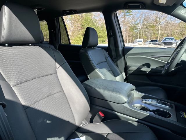 Used 2025 Honda Passport EX-L image 17