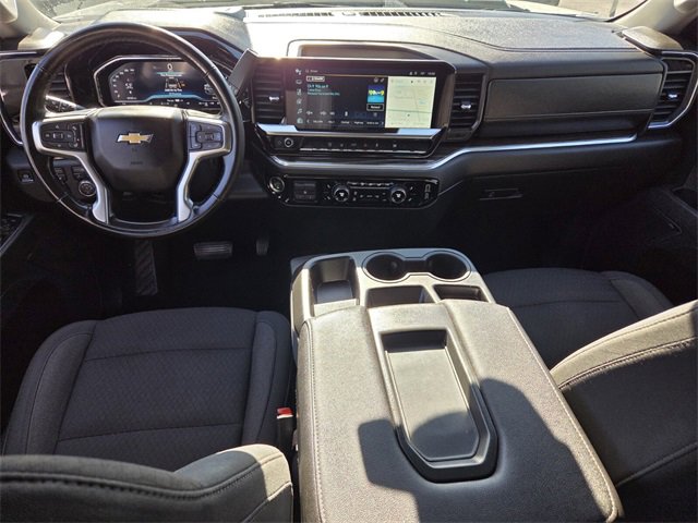 Used 2025 Chevrolet Silverado 2500 LT w/ Convenience Package image 16