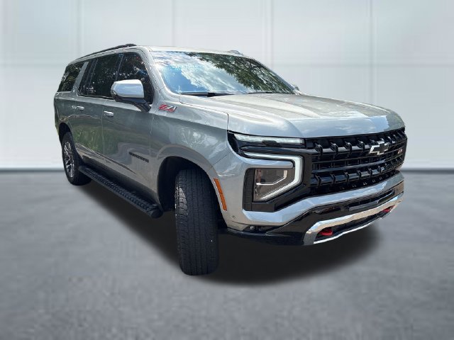 Used 2026 Chevrolet Suburban Z71 w/ Comfort Package AWD/4WD image 5