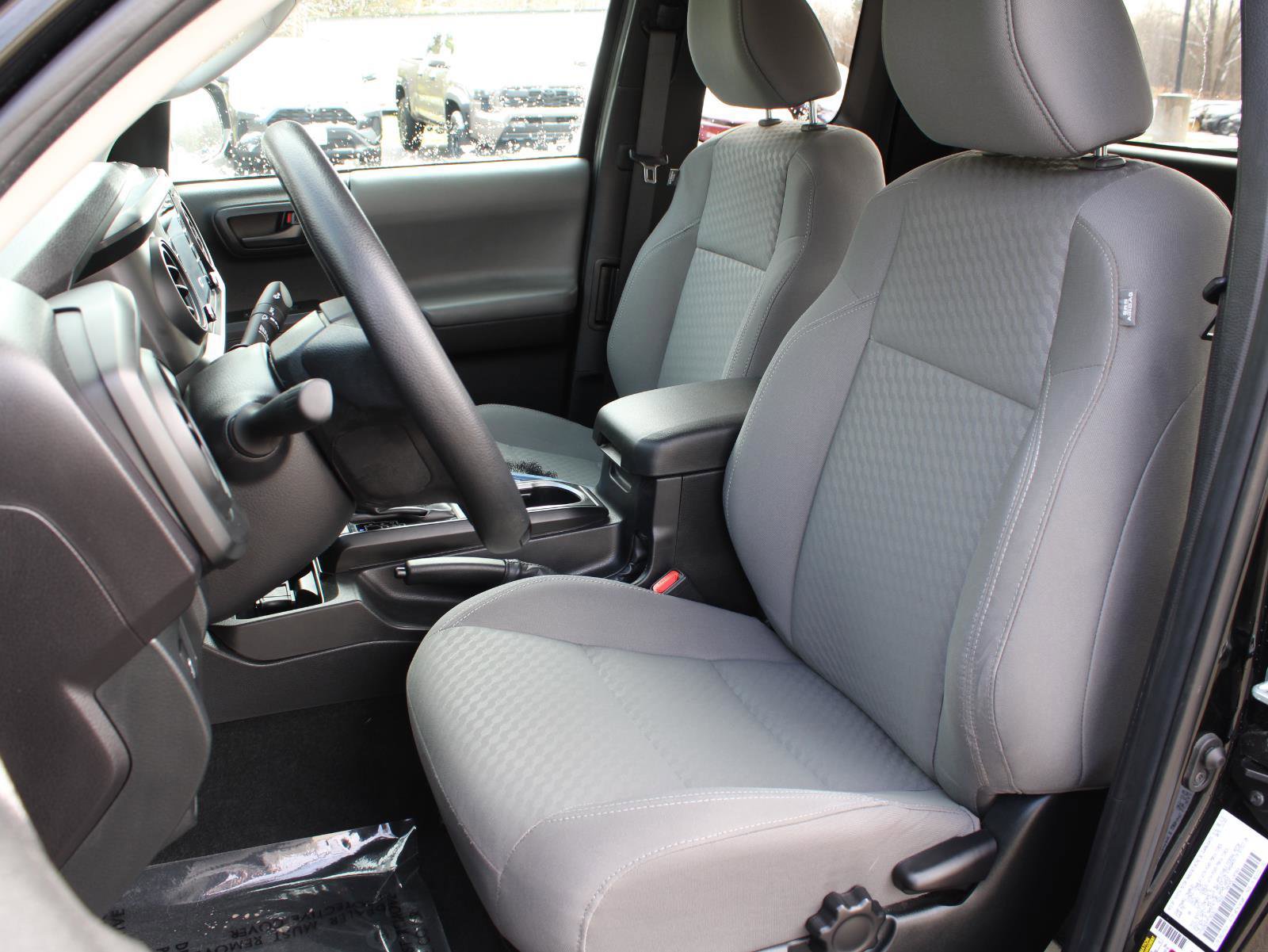 Used 2023 Toyota Tacoma SR image 15