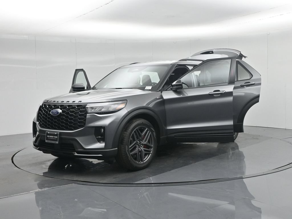 New 2026 Ford Explorer ST-Line w/ ST-Line Street Pack RWD image 35