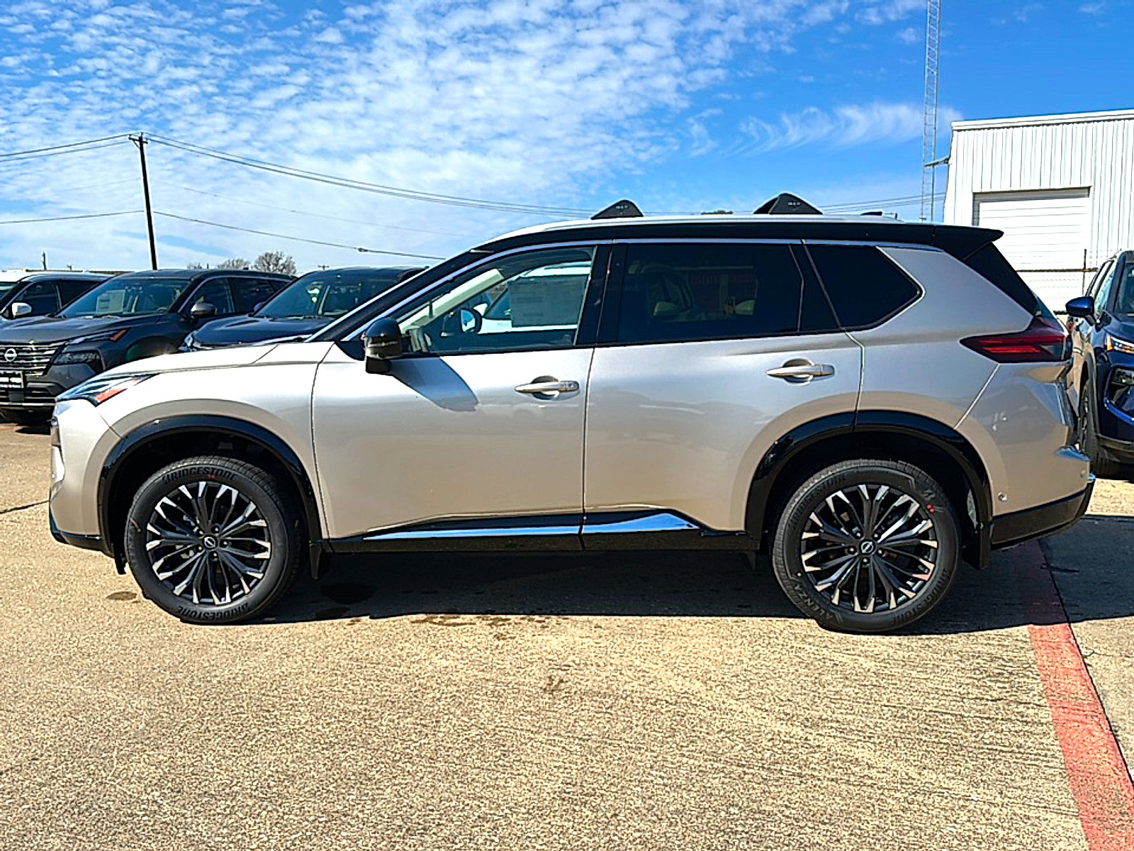 New 2026 Nissan Rogue Platinum w/ Platinum Premium Package image 5