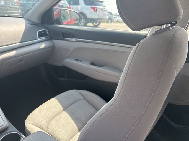 Used 2018 Hyundai Elantra SE FWD image 14