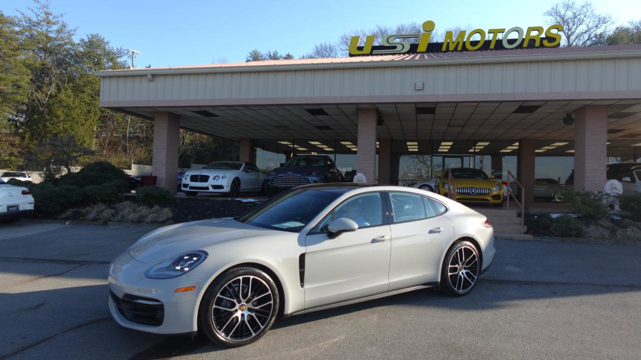 Used 2023 Porsche Panamera 4 w/ Premium Package image 5