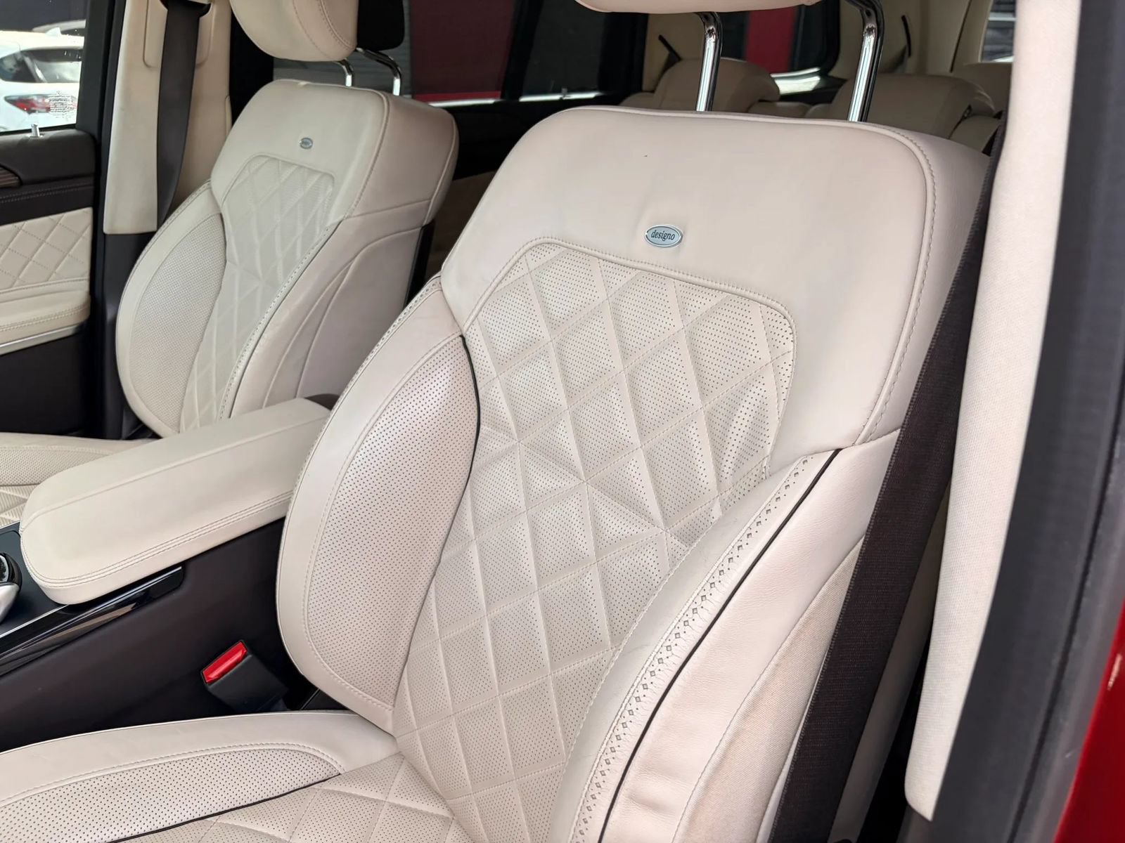 Used 2019 Mercedes-Benz GLS 550 4MATIC image 25