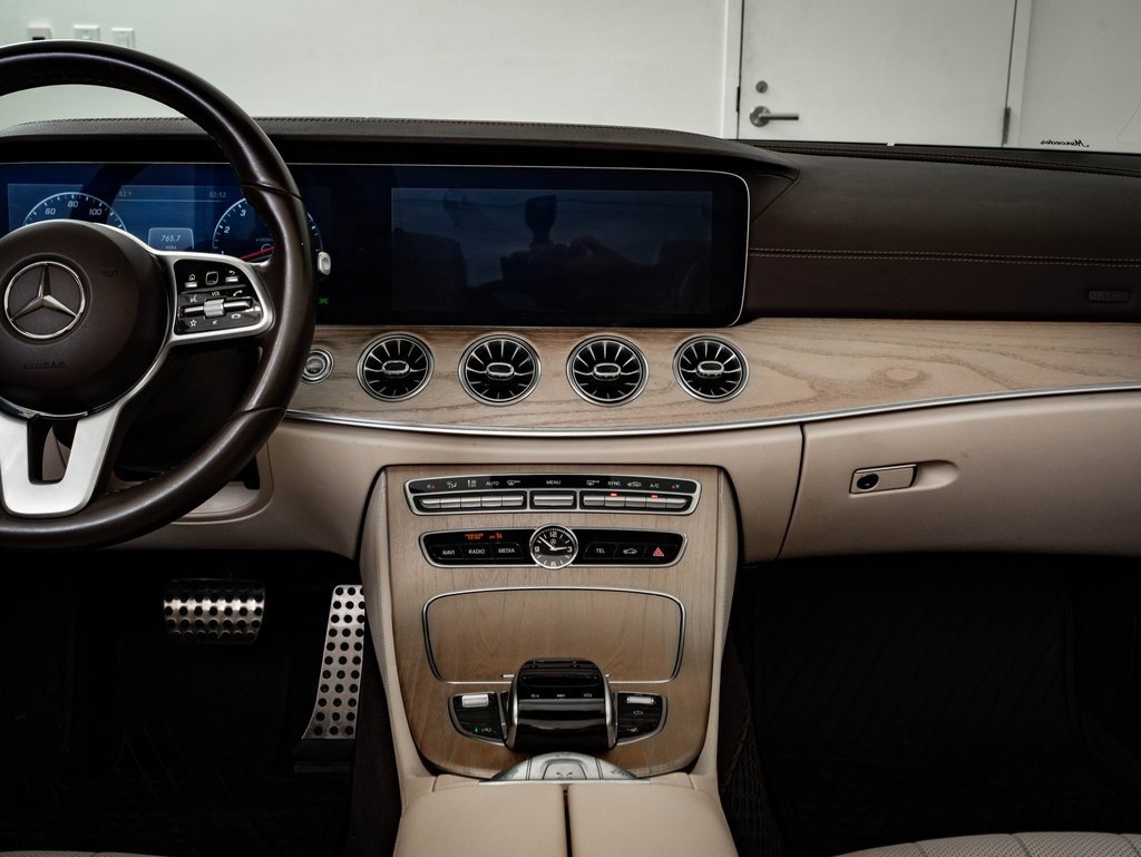 Used 2019 Mercedes-Benz E 450 Cabriolet image 40