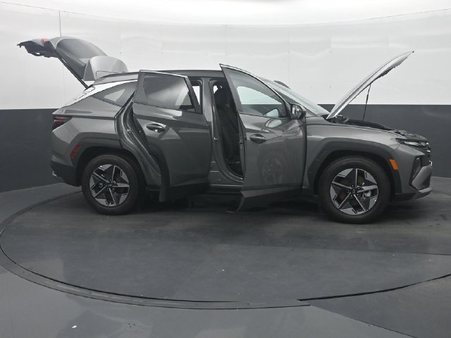 Used 2026 Hyundai Tucson SEL FWD image 47