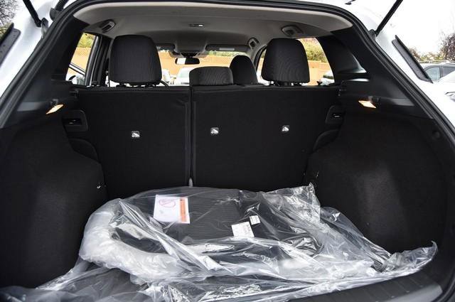 New 2026 Nissan Kicks S image 24