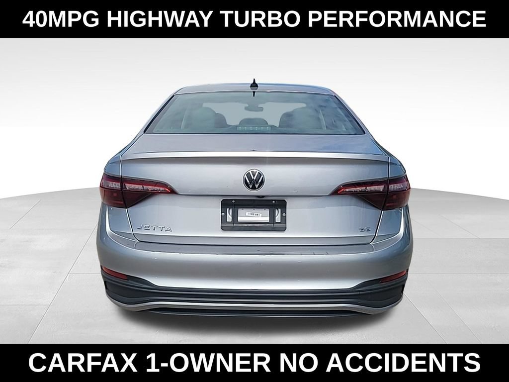 Used 2024 Volkswagen Jetta SE FWD image 8