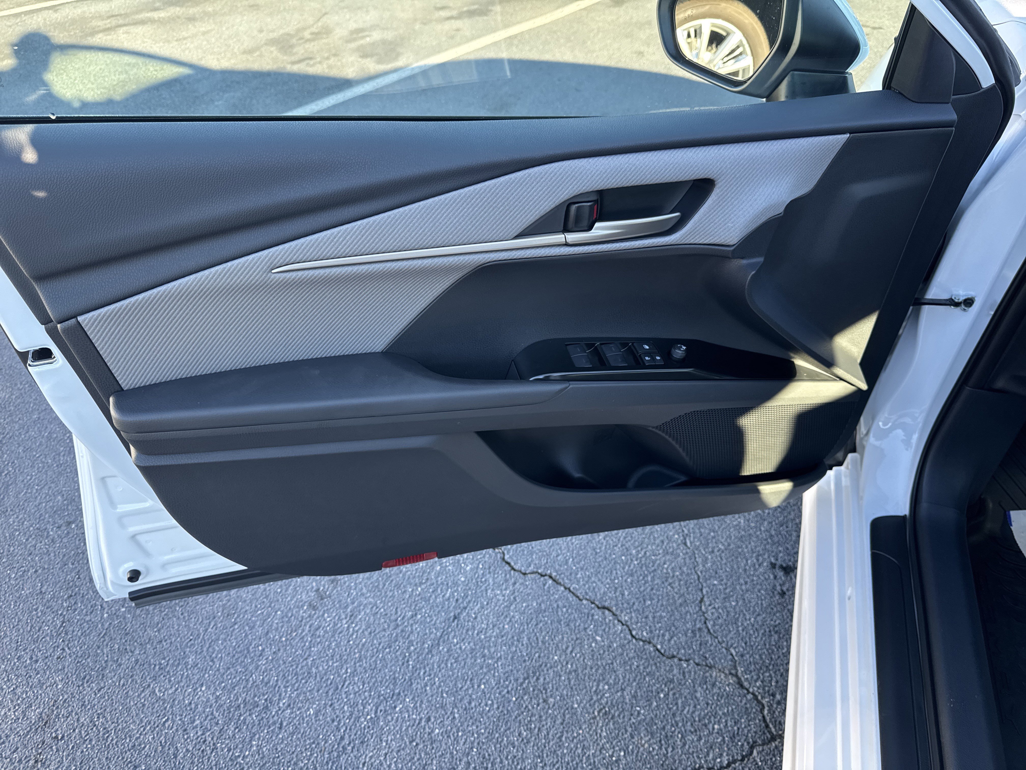 New 2026 Toyota Camry SE image 22