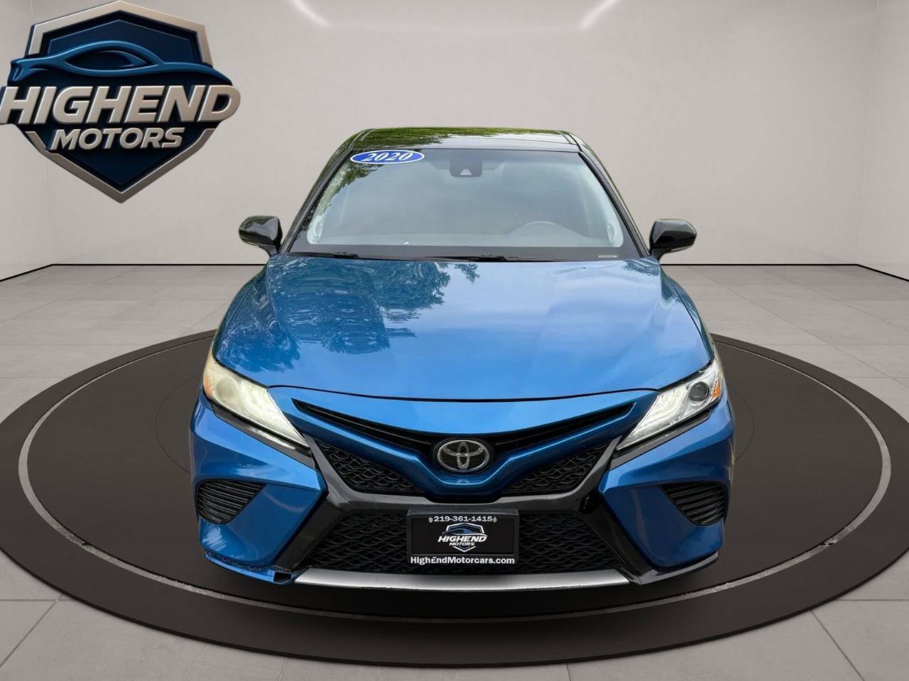 Used 2020 Toyota Camry XSE w/ Navigation Package FWD image 10