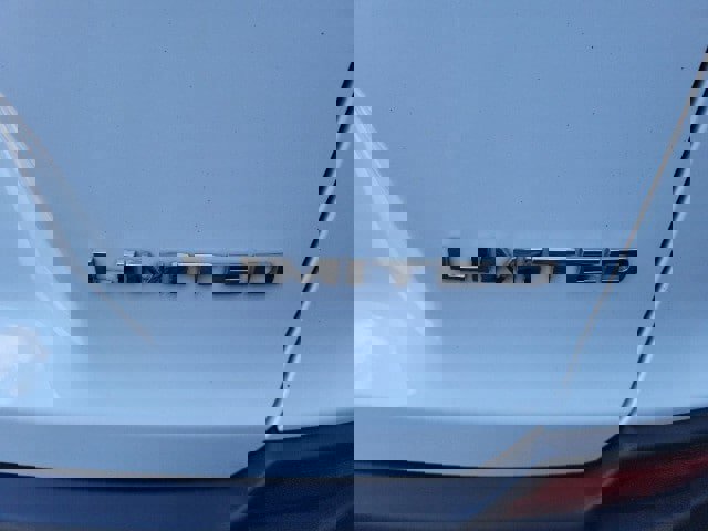 Used 2022 Jeep Cherokee Limited AWD/4WD image 8