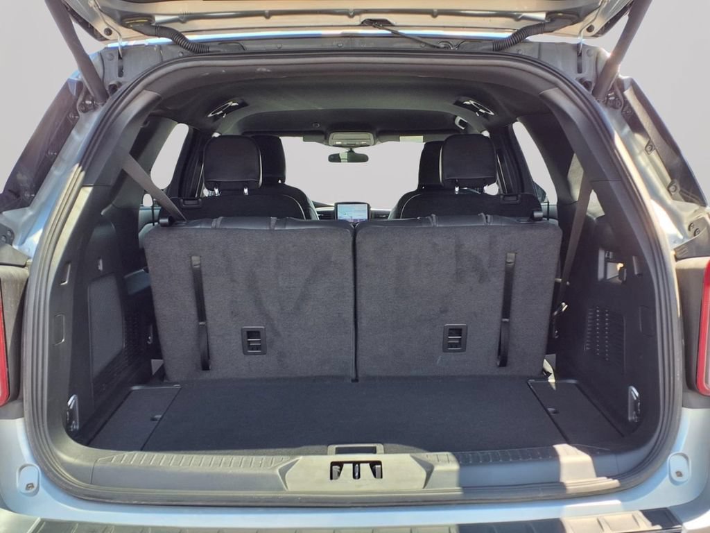 Used 2023 Ford Explorer ST-Line w/ Class IV Trailer Tow Package AWD/4WD image 10