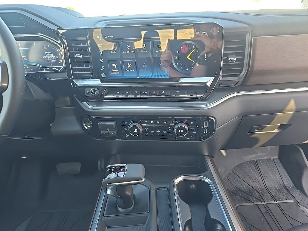 Used 2024 Chevrolet Silverado 1500 High Country w/ High Country Premium Package image 24