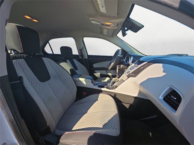 Used 2015 Chevrolet Equinox LS image 15