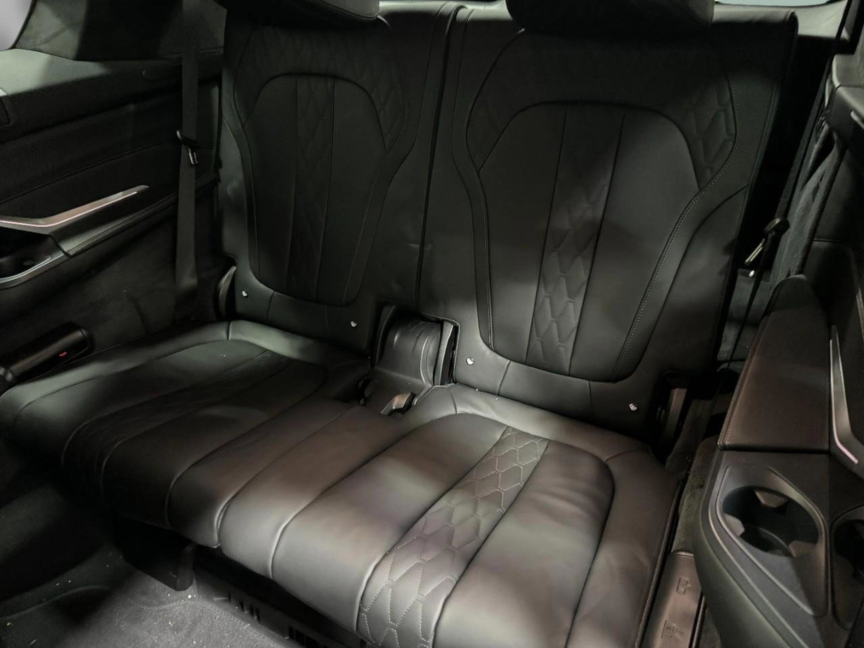 Certified 2024 BMW ALPINA XB7 ALPINA XB7 image 9