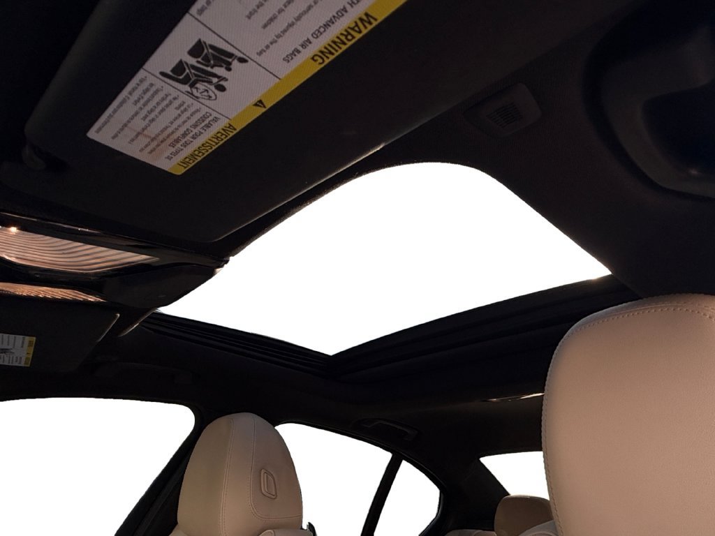 Used 2019 BMW 330i Sedan w/ Premium Package RWD image 12