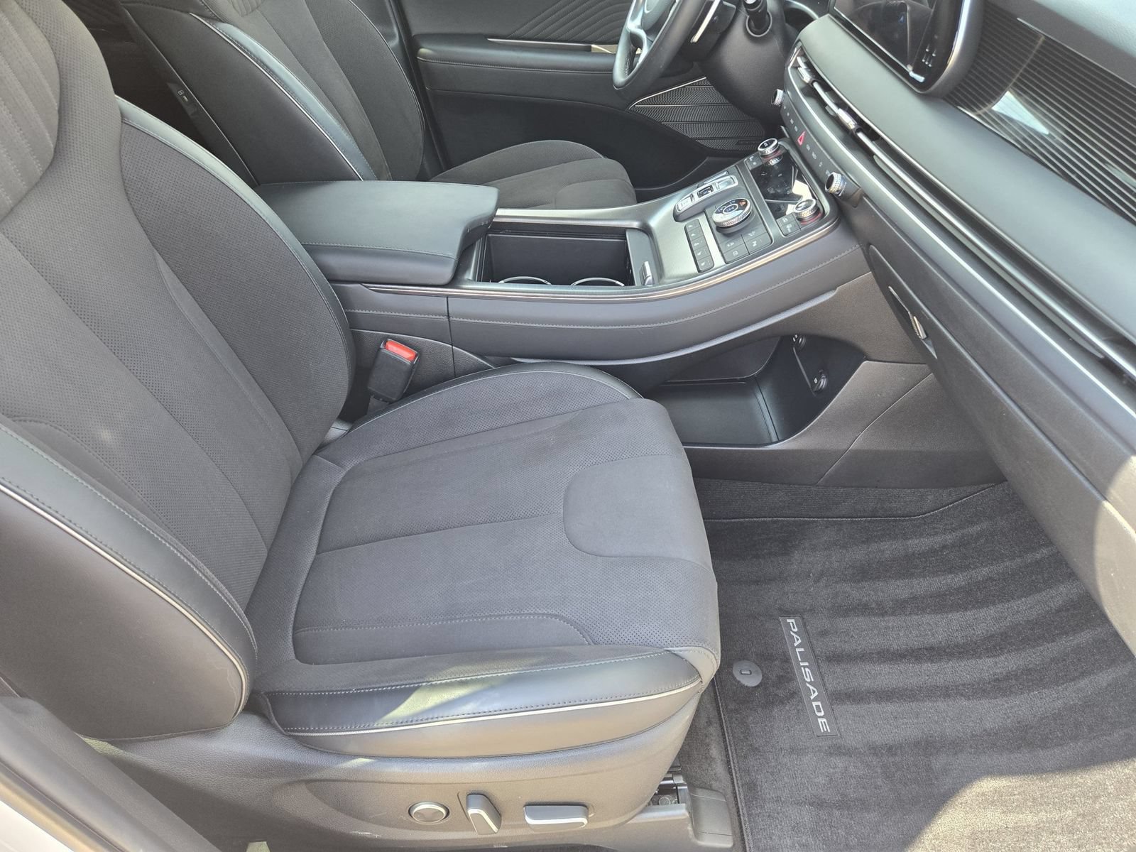 Used 2025 Hyundai Palisade Calligraphy AWD/4WD image 14