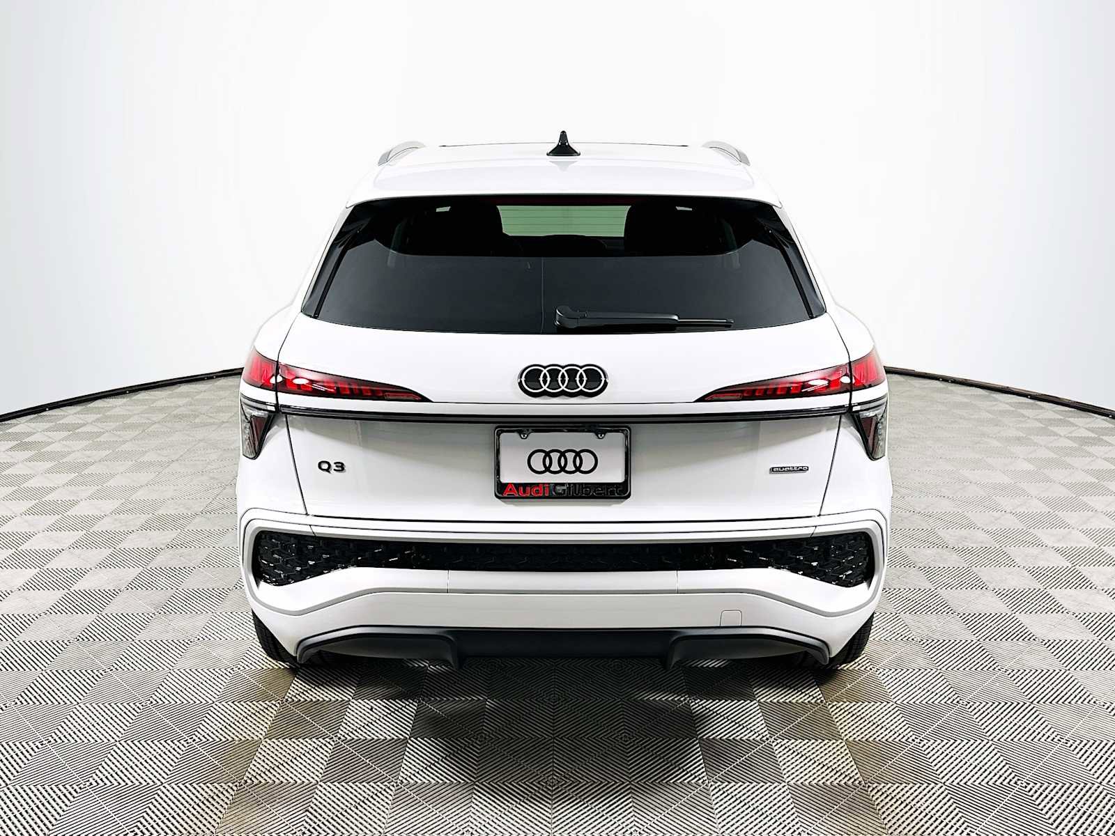 New 2026 Audi Q3 quattro 2.0T image 6