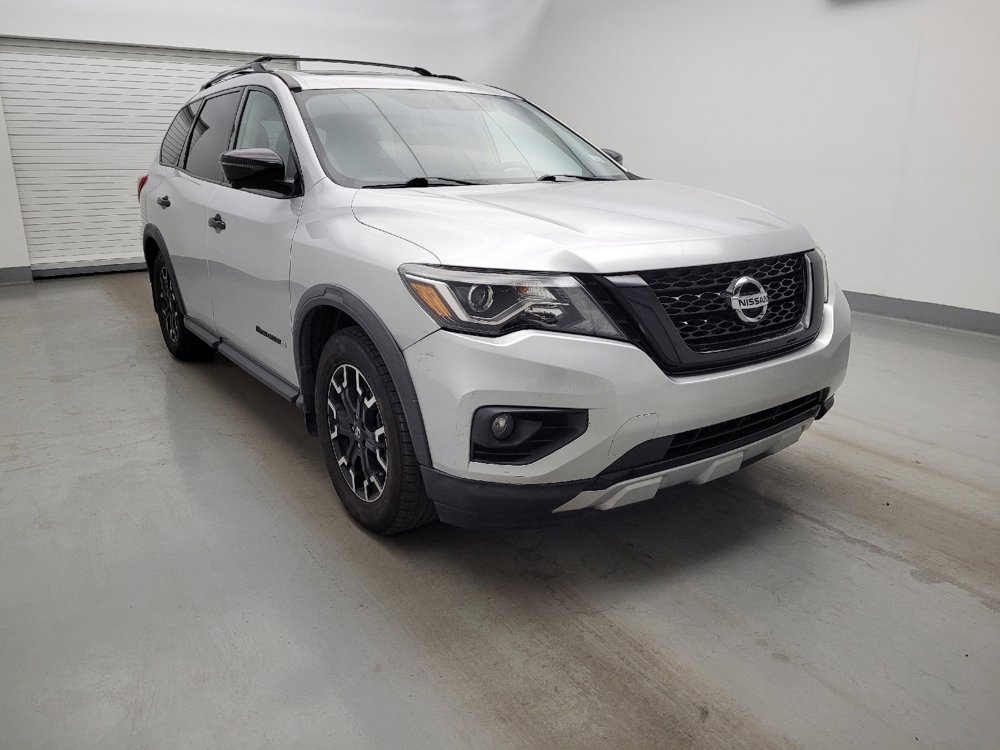 Used 2020 Nissan Pathfinder SL FWD image 13