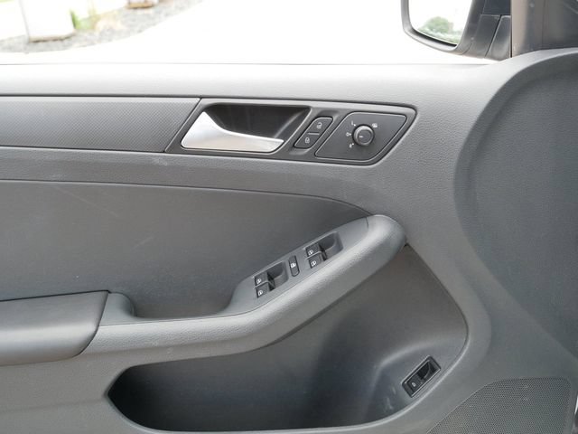 Used 2016 Volkswagen Jetta S FWD image 16