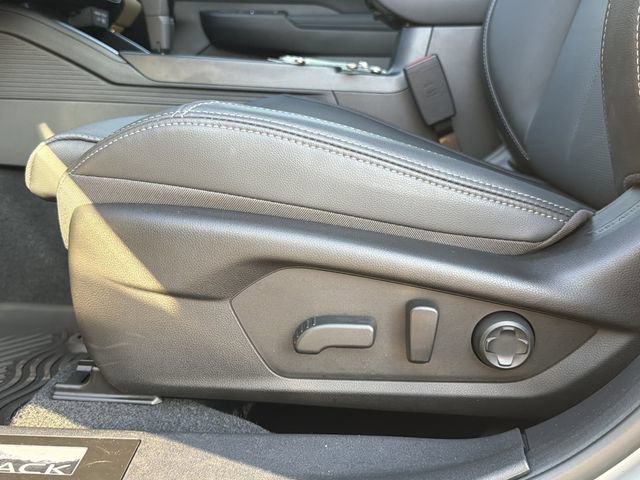 Certified 2026 Subaru Outback Touring AWD/4WD image 22