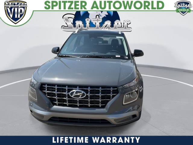 New 2026 Hyundai Venue SEL FWD image 3