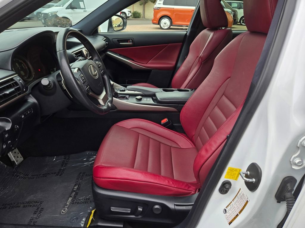 Used 2019 Lexus IS 300 F Sport w/ F Sport Package image 18