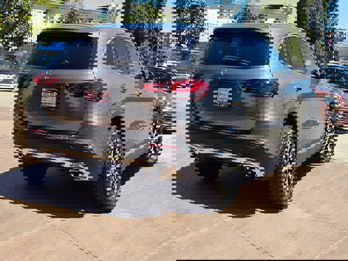 Used 2021 Mercedes-Benz GLA 250 w/ Premium Package image 12