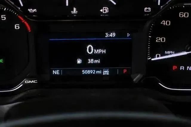 Used 2022 GMC Sierra 2500 SLE w/ SLE Convenience Package image 25